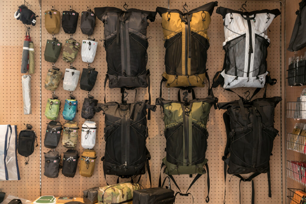 工房併設の住まい　木の温もりと開放感にあふれるのびやかなLDK空間 | Style of Life | 100%LiFE-13