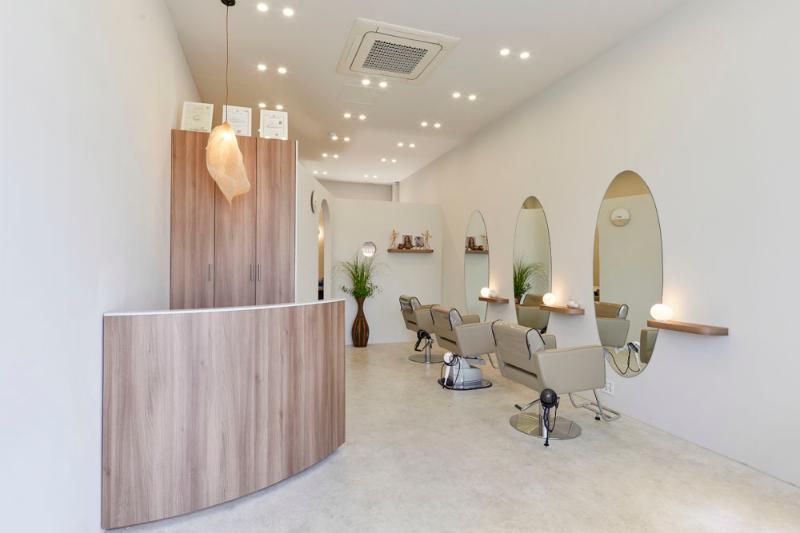 10 坪美妆店的极简设计魅力-2