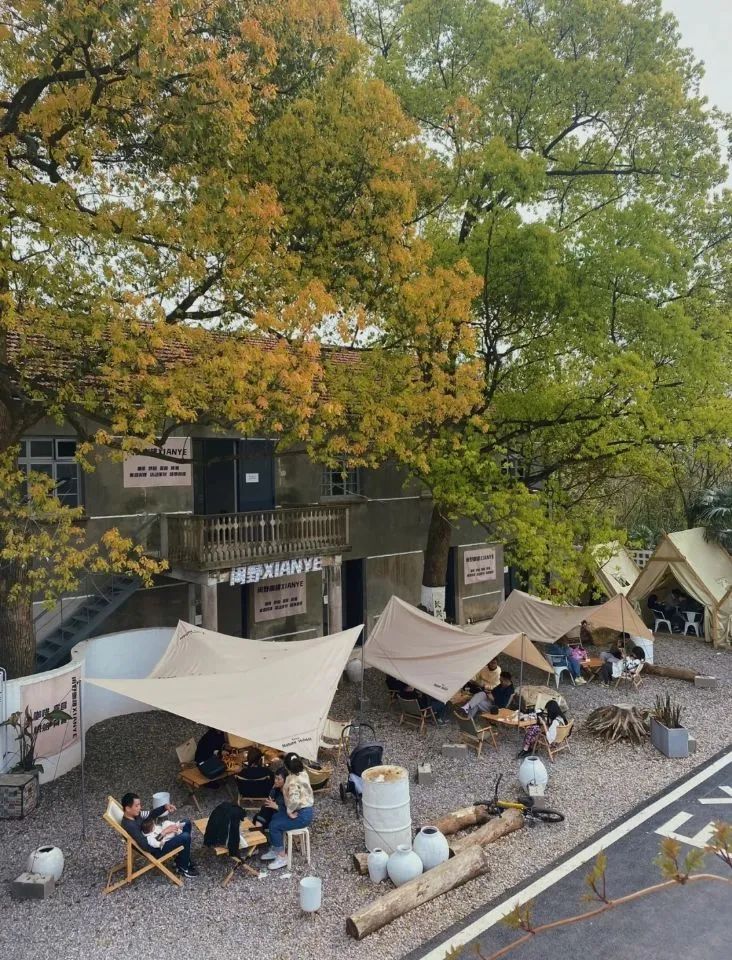 低成本露营风餐厅设计-17