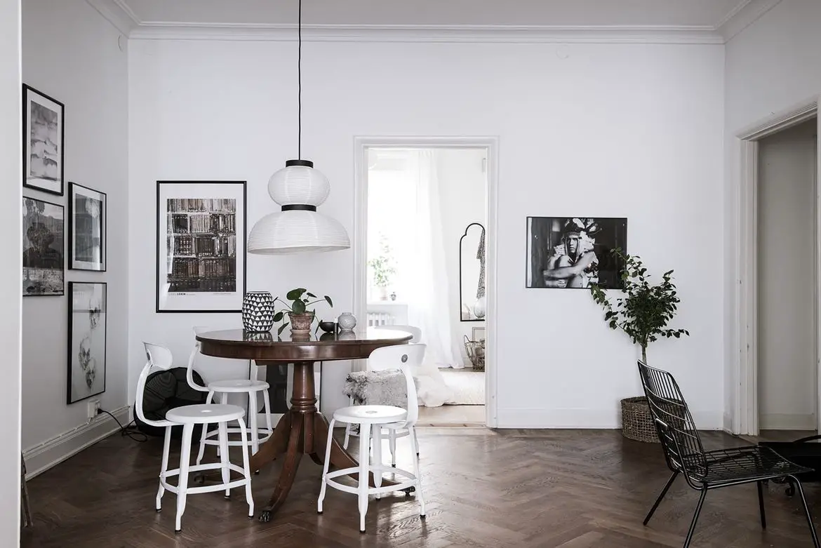 悬浮魅力 | Petite Friture 黑色吊灯设计-11