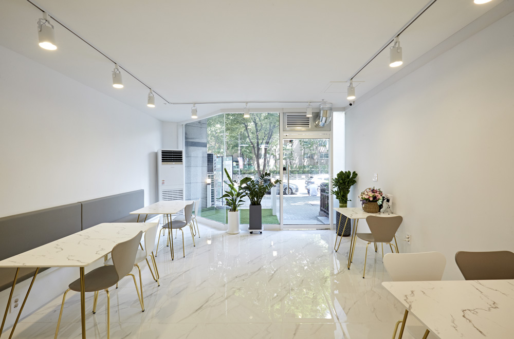 20 平米甜蜜咖啡馆，打造温馨室内空间-7