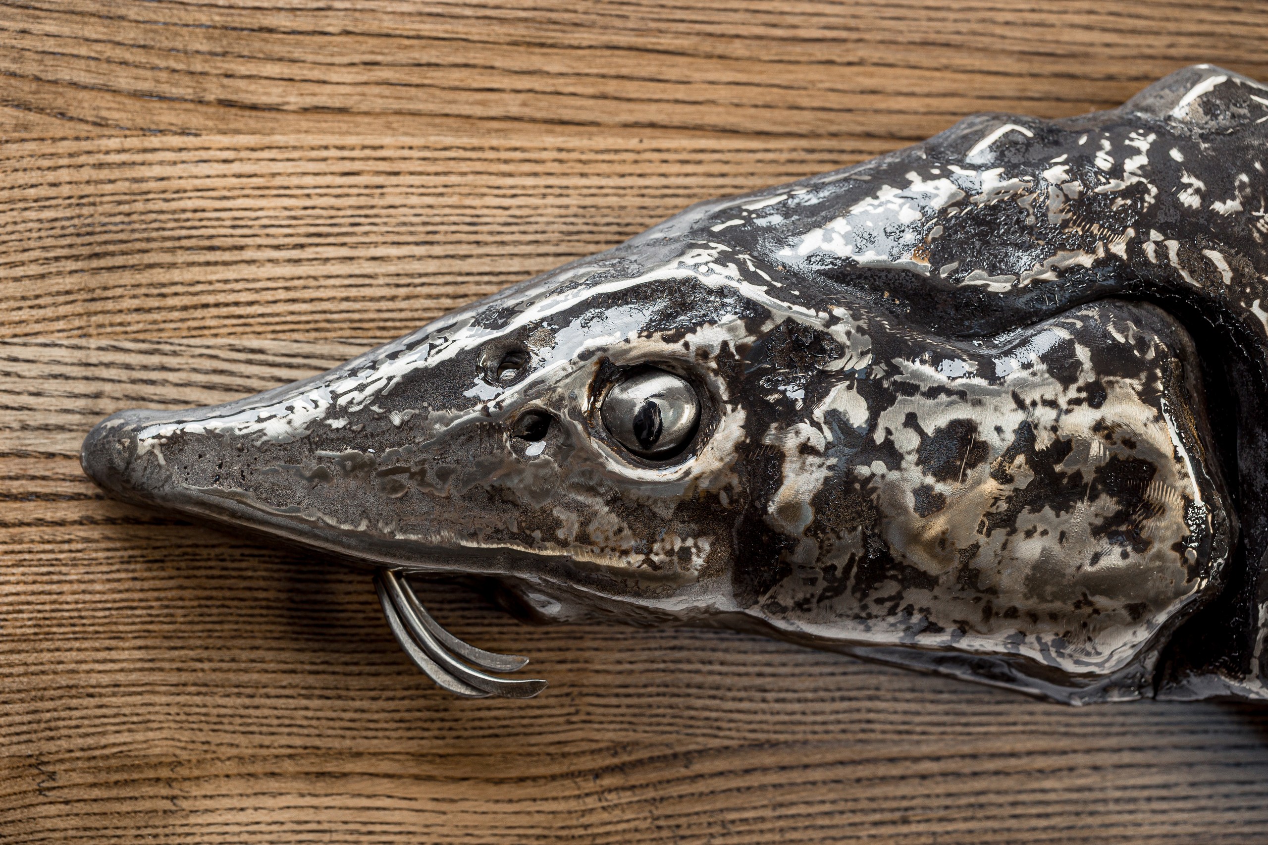 Стерлядь настенная из нержавеющей стали-11