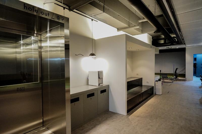 简约设计打造 130 平高尔夫球场空间-6