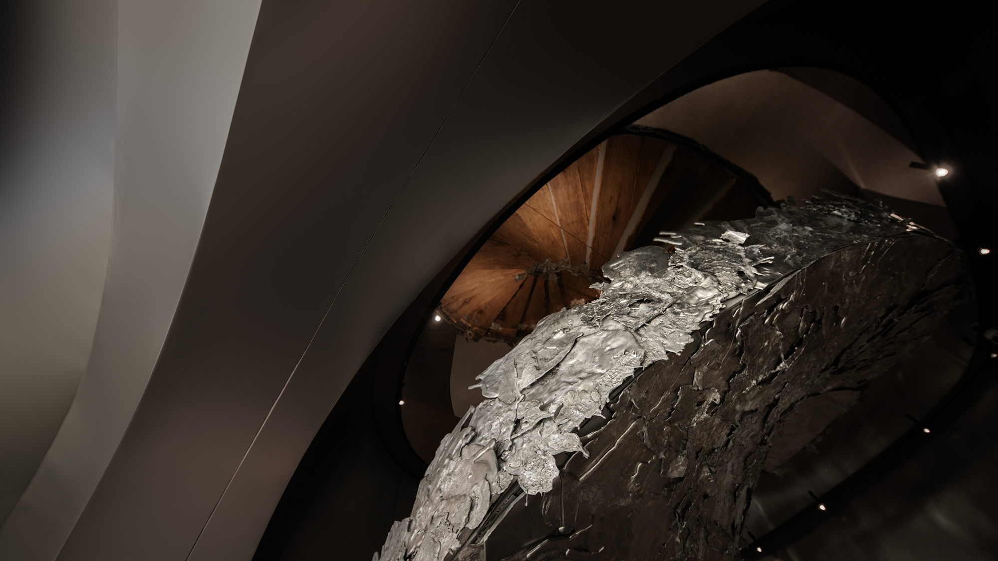 莫戈金属未来艺术展厅丨中国杭州丨黄永才  RMA共和都市-11