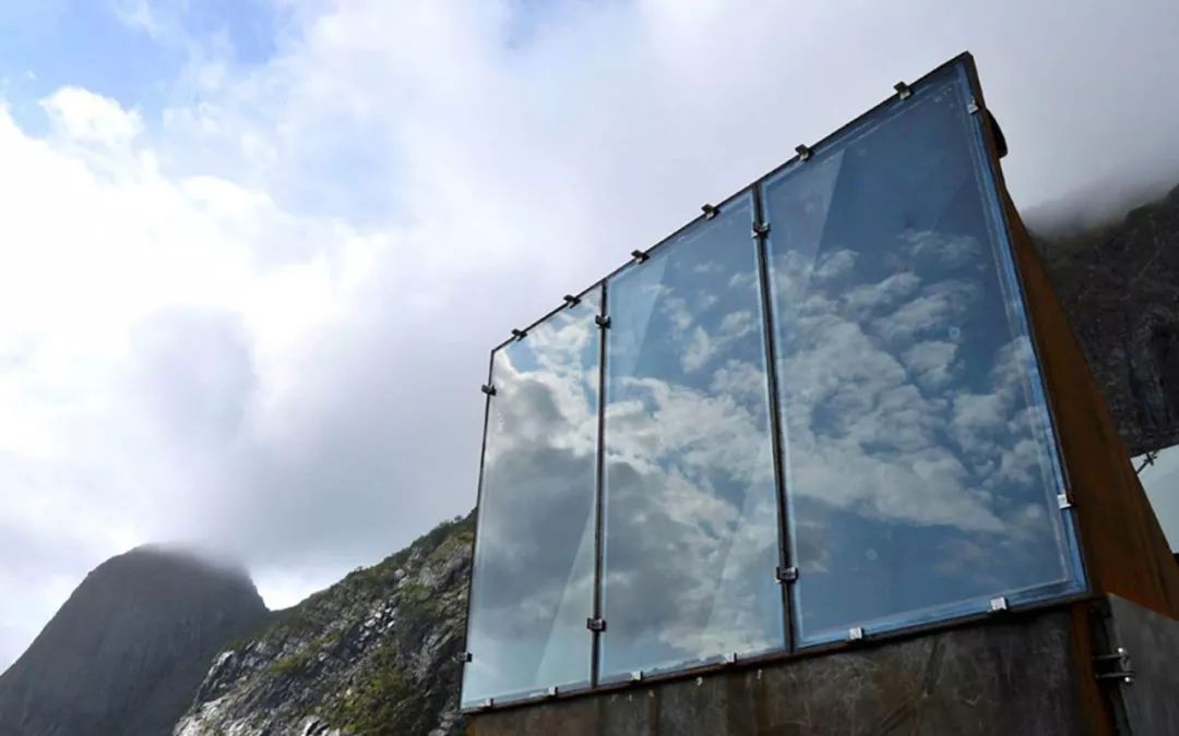 挪威锈红色卫生间，抵抗极端风的建筑奇迹-5