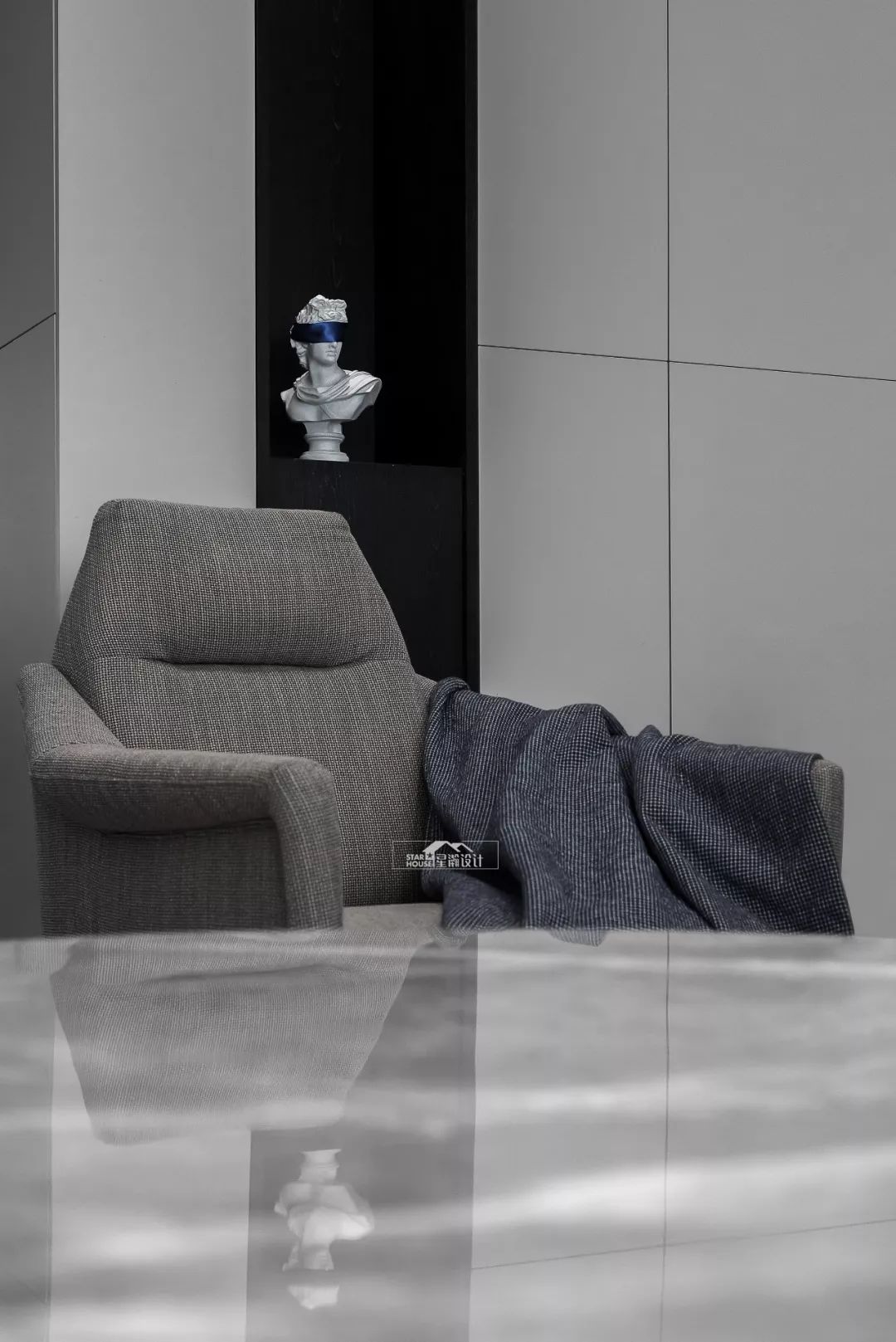 星瀚设计打造极简风别墅-25