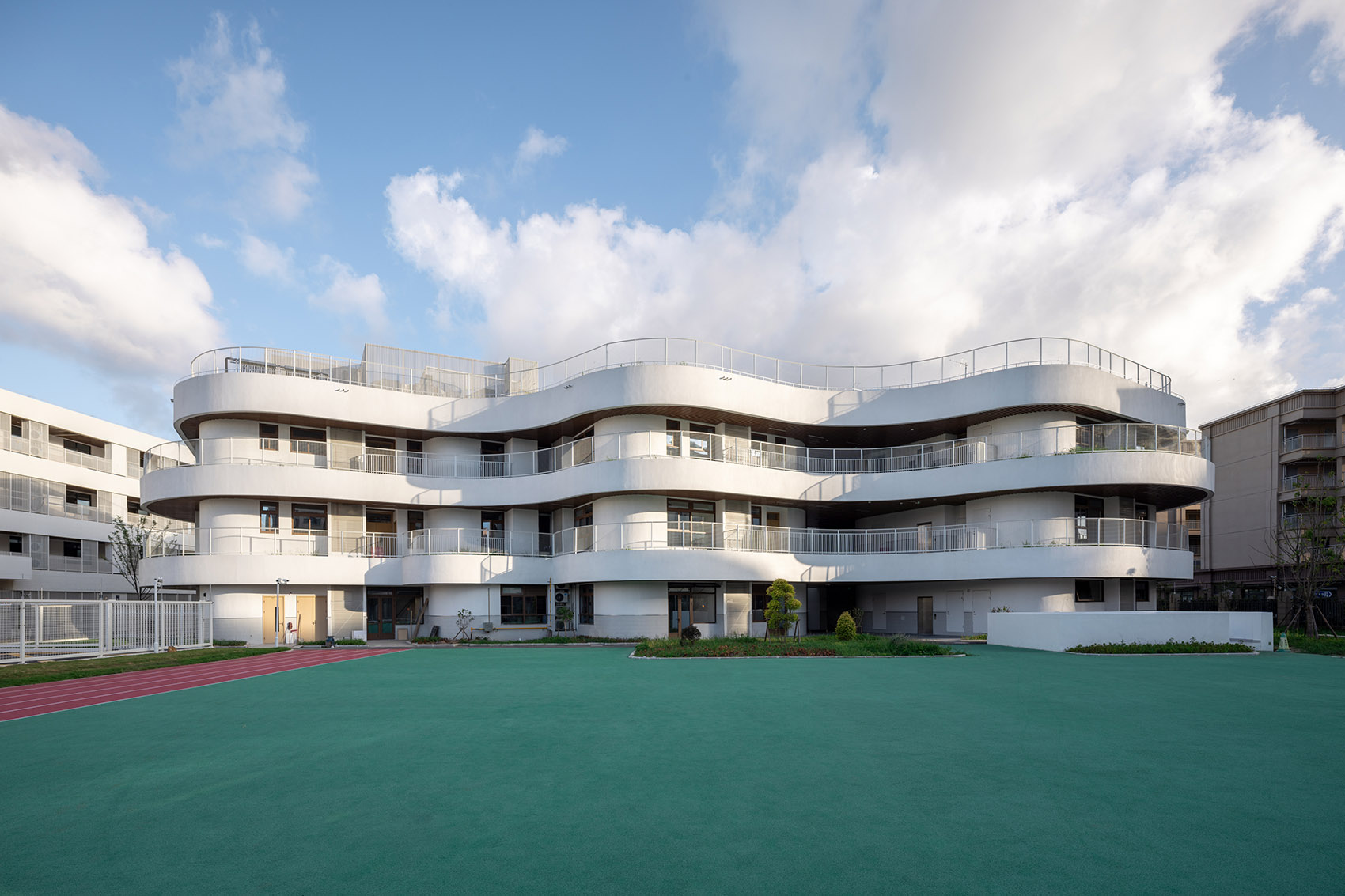 上海市奉贤区金馨幼儿园,上海市奉贤区曙光初级中学丨中国上海丨上海高目建筑设计咨询有限公司-200