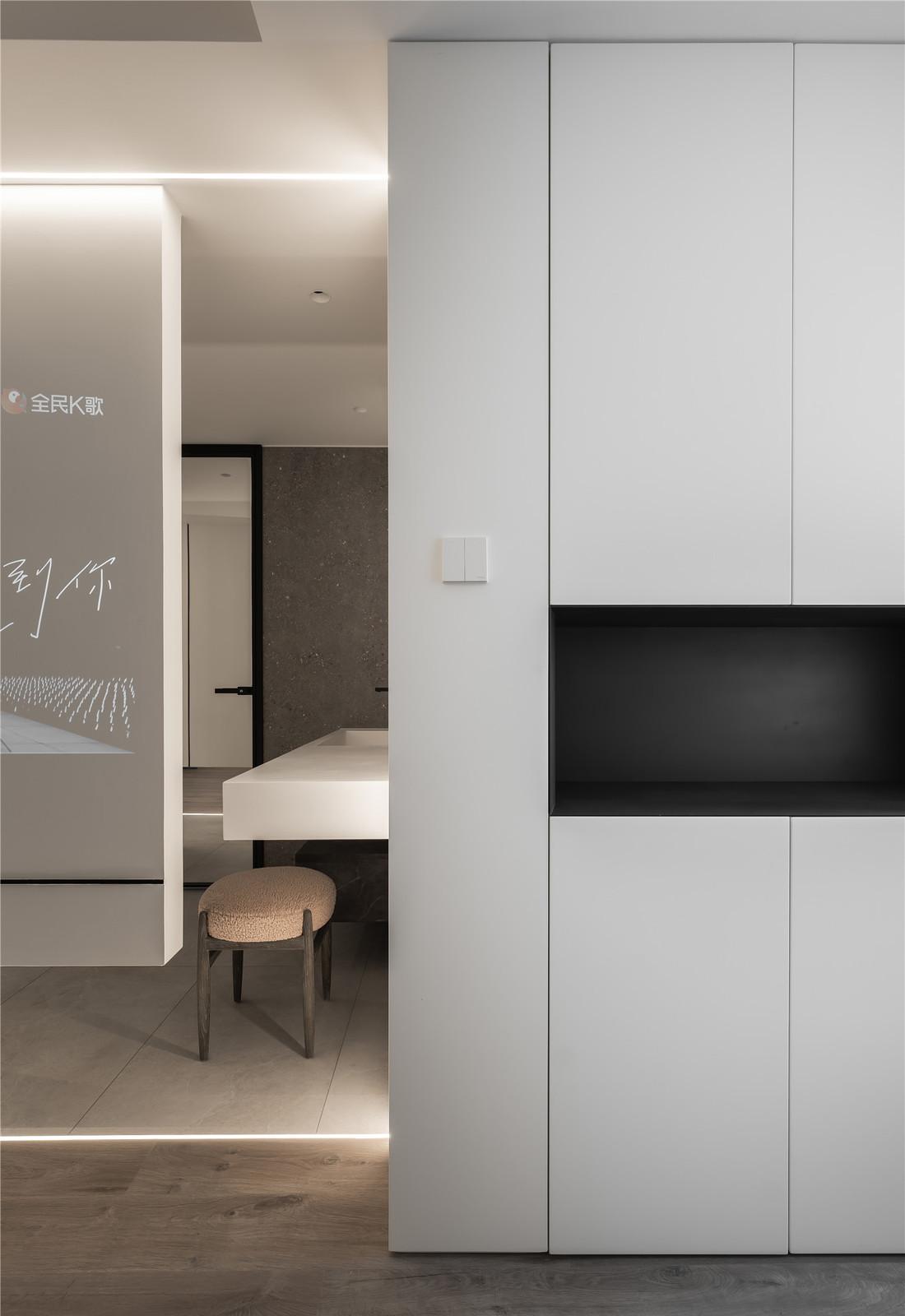 周俊杰丨公寓丨BLANK-13