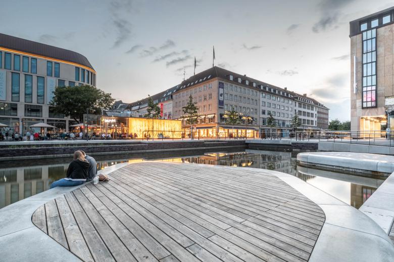 bgmr Landschaftsarchitekten丨Umgestaltung Holstenbrücke, Kleiner Kiel Kanal丨德国-37