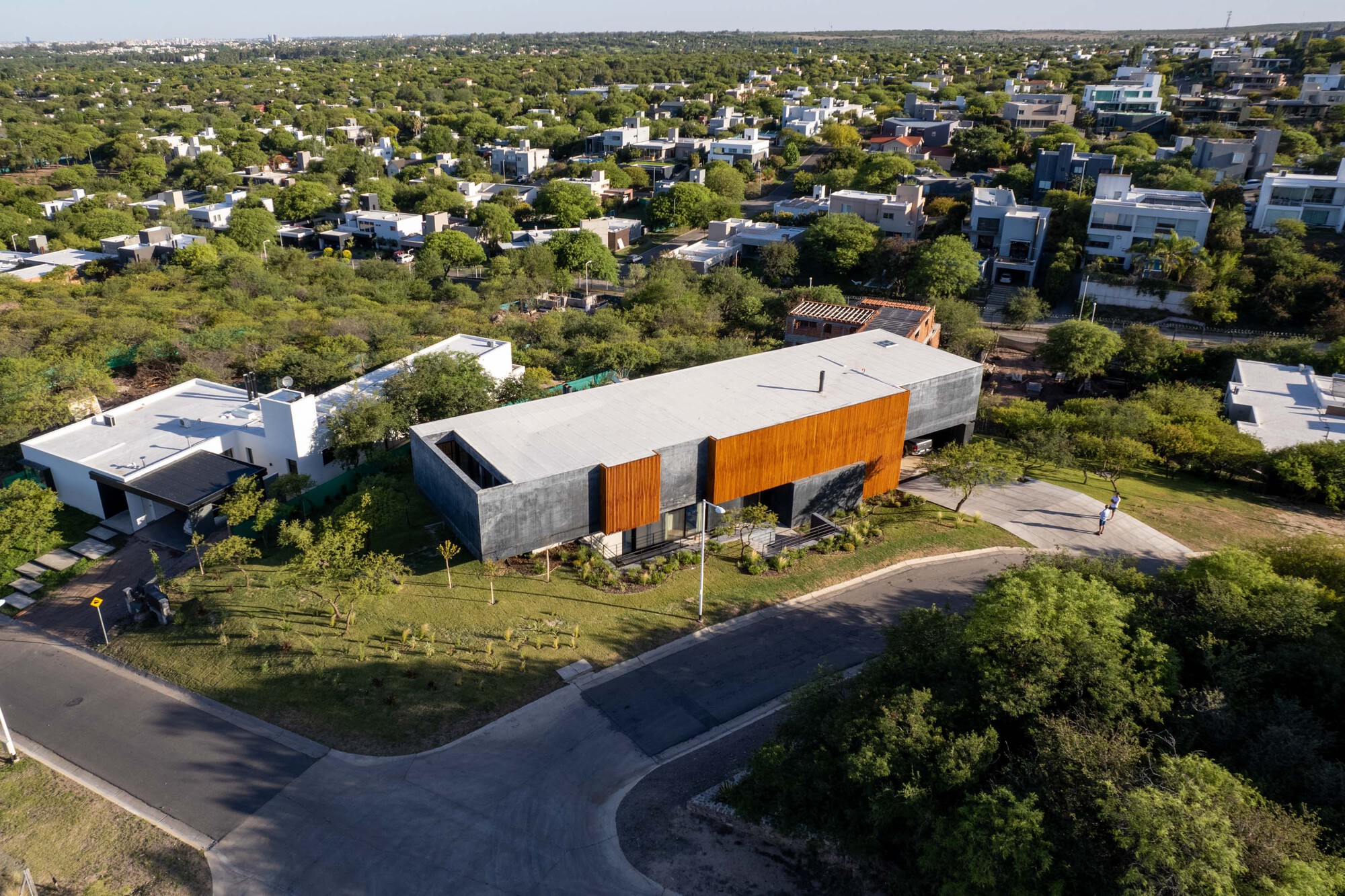 黑房子 或 黑色房屋 丨阿根廷科尔多瓦丨AR Arquitectos-5