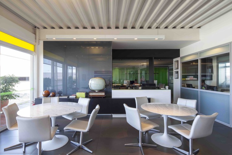 巴西 Fabrika Filmes 总部共享空间设计-29