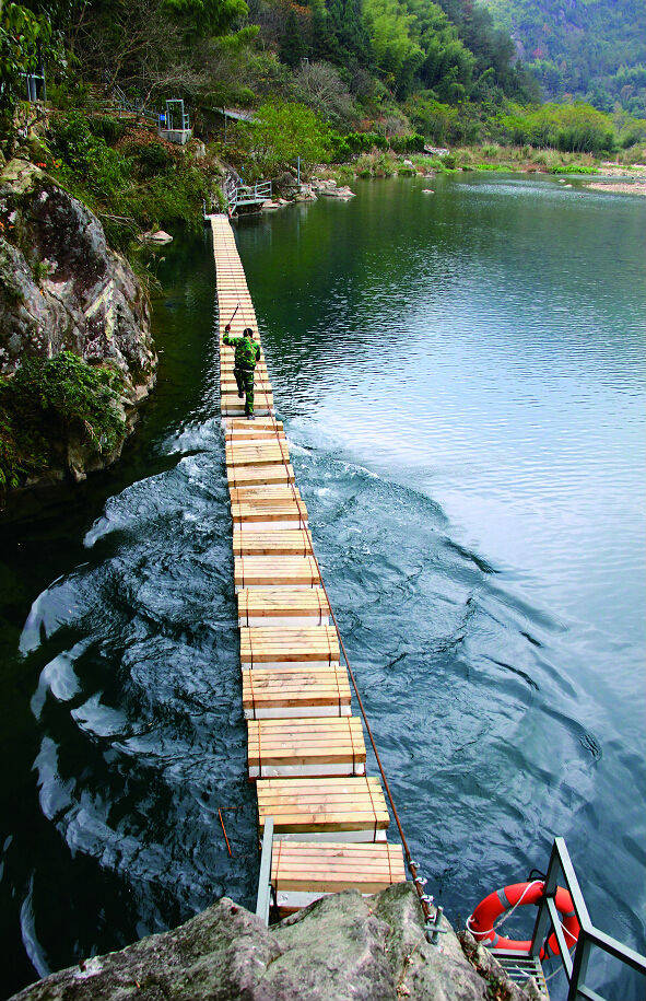 悦境龙仕翔轻奢酒店丨中国台州丨汇格设计-10