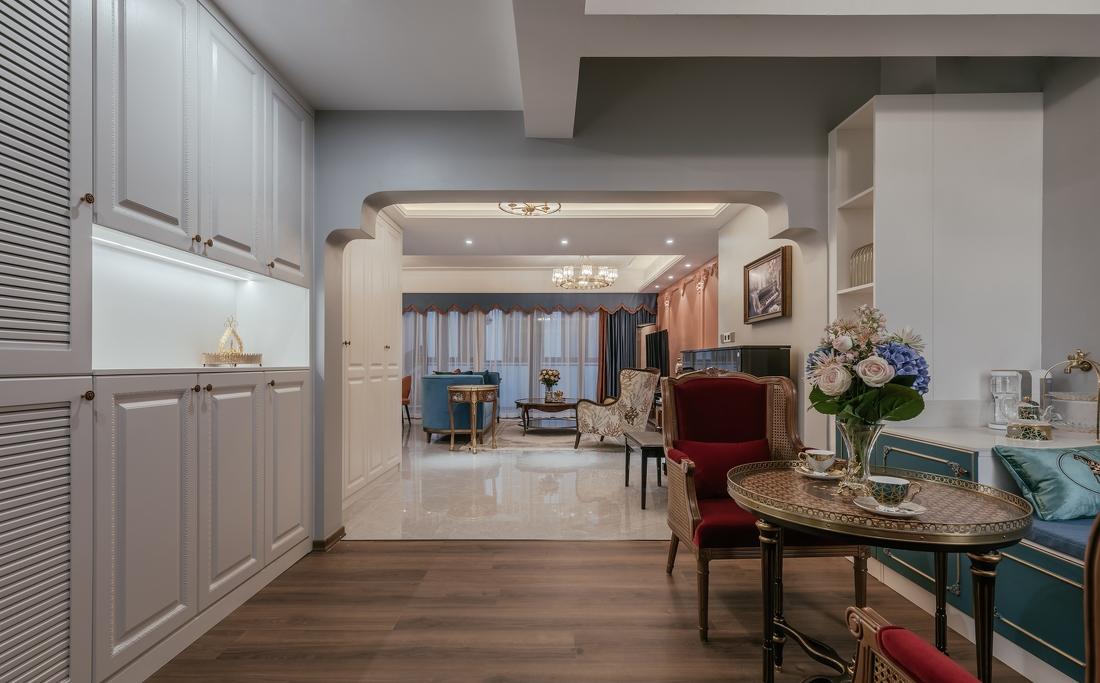 80㎡老屋变身的轻奢艺术空间-0