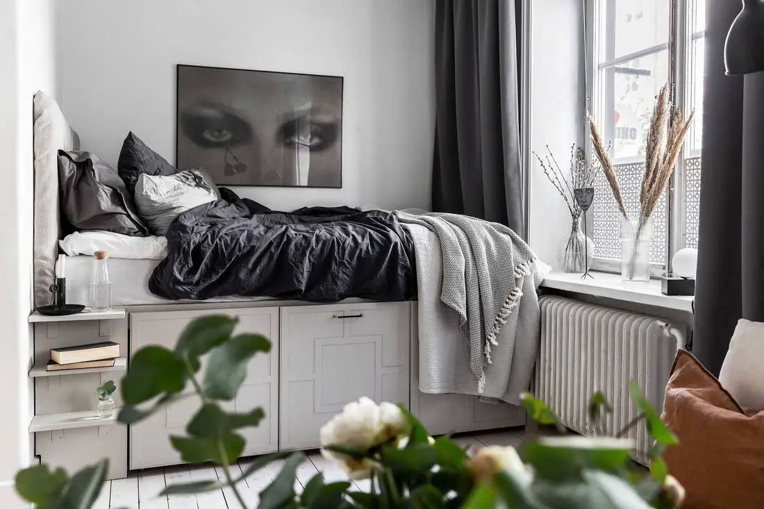 瑞典 31m²studio 的超高床设计-4