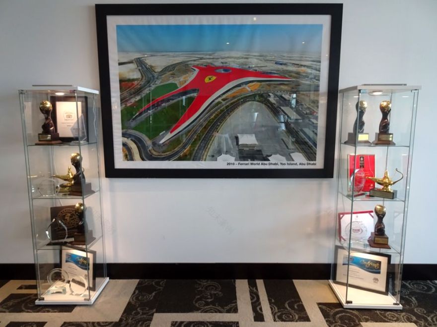 フェラーリ・ワールド・アブダビ | UAE の建築【世界建築巡り】-71