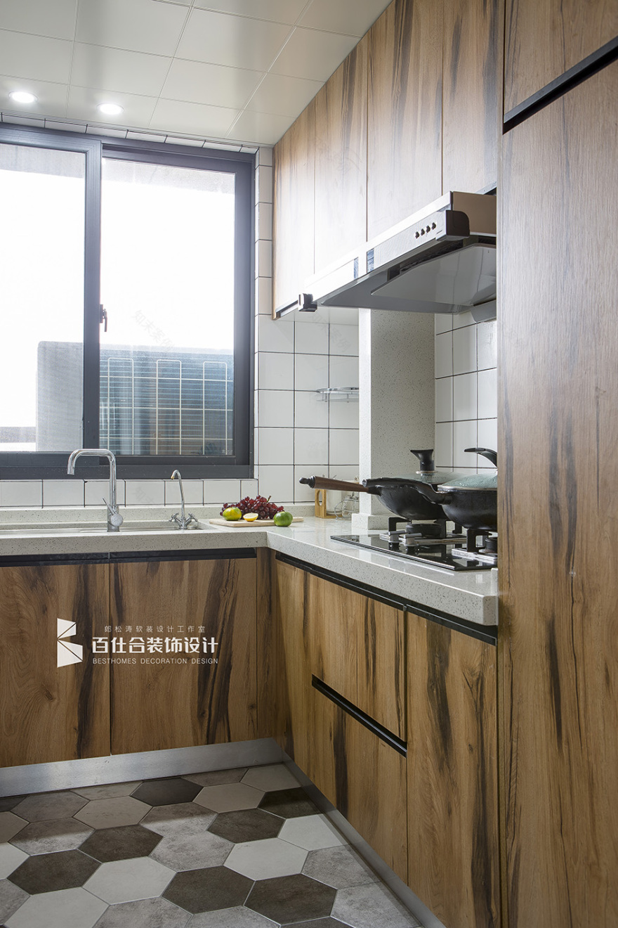 《时光倾城》 | 一家七口的多功能温馨家居设计-26