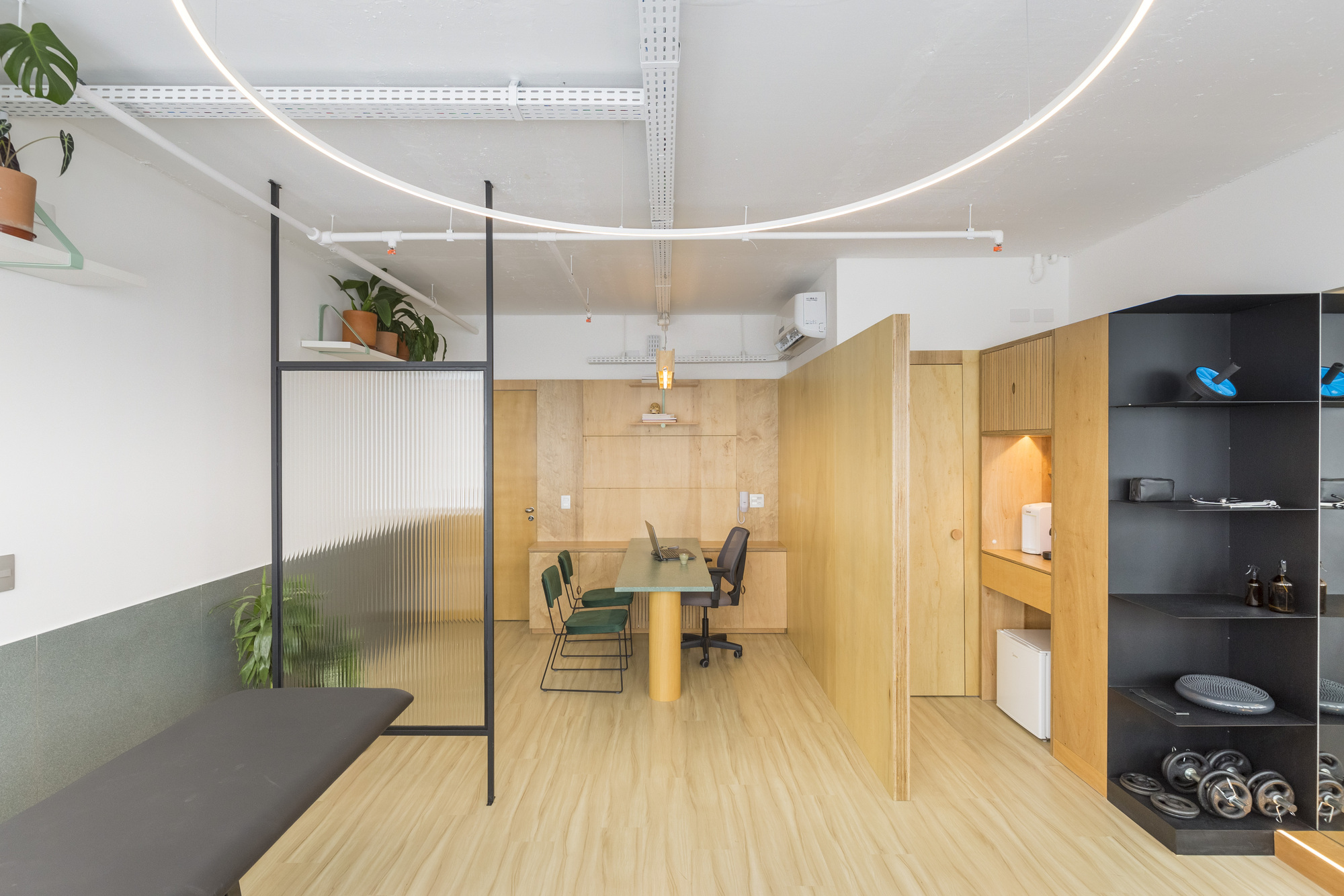 拉斐尔·派瓦的办公室丨巴西丨URBANODE arquitetura-27