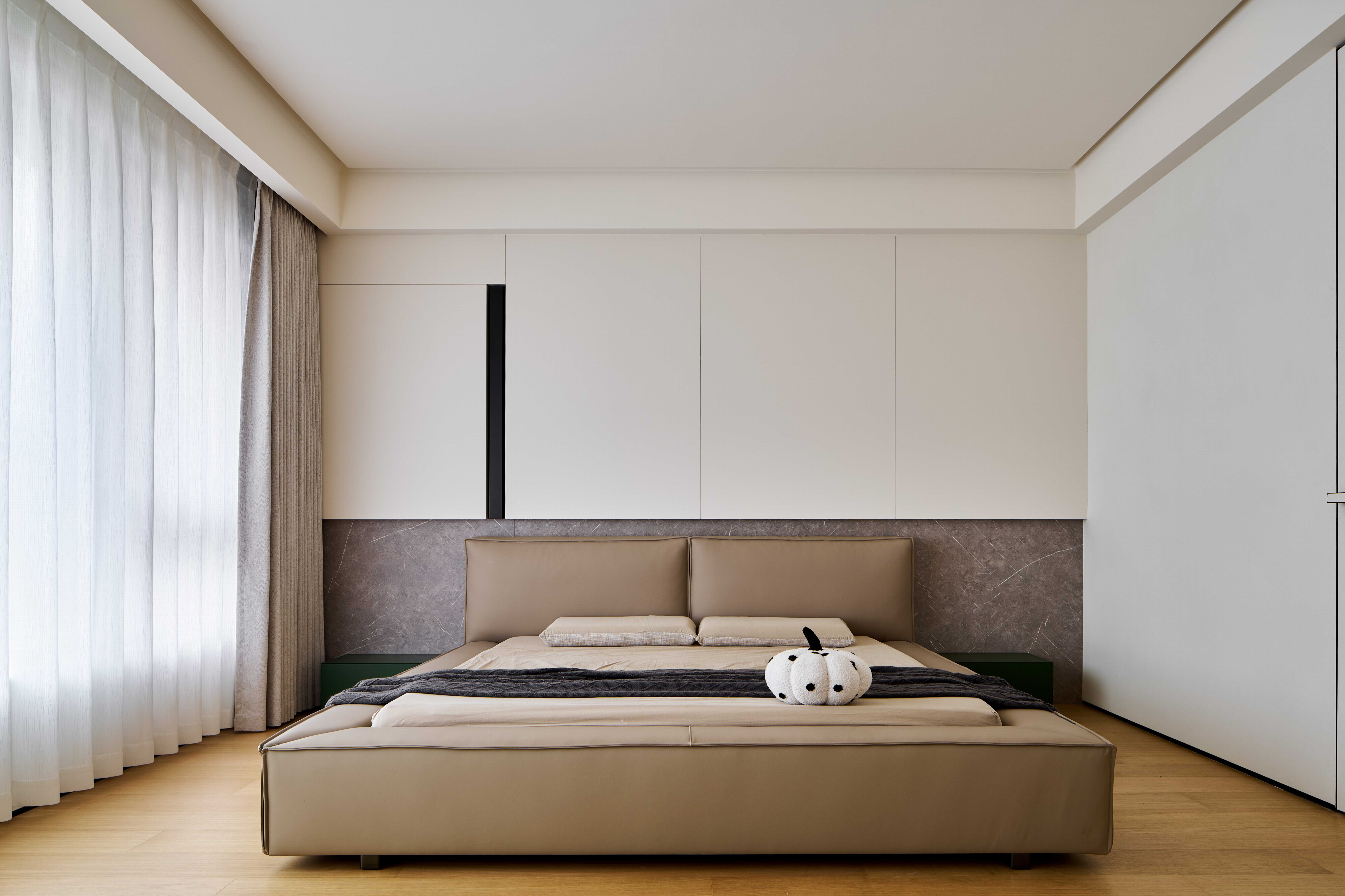 极简中的高级感，用光影与材质碰撞诠释空间美学丨邓德进-30