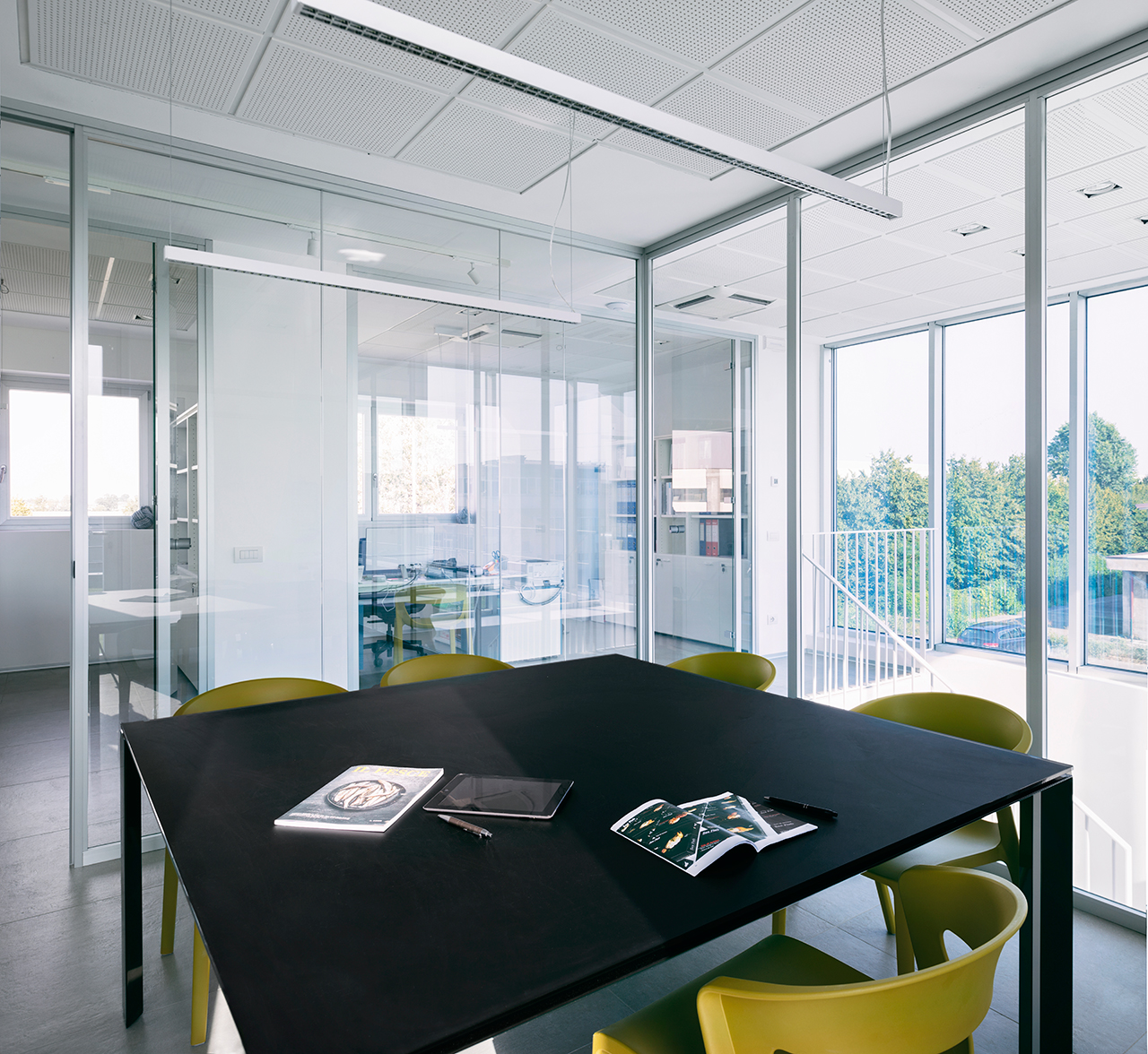 融合工业风与乡村景色的建筑佳作-30