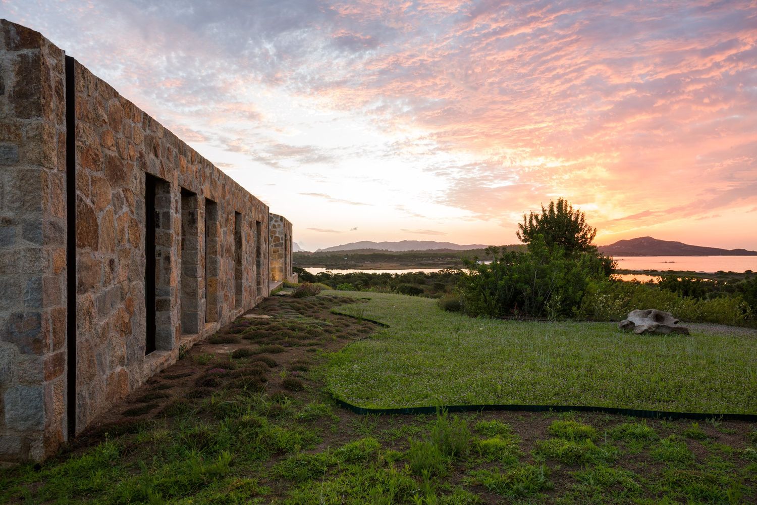 撒丁岛石屋的现代诠释-56
