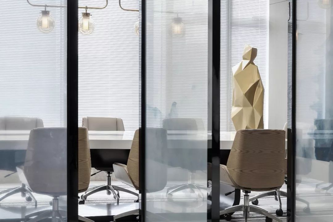 香港万隆控股办公空间-21