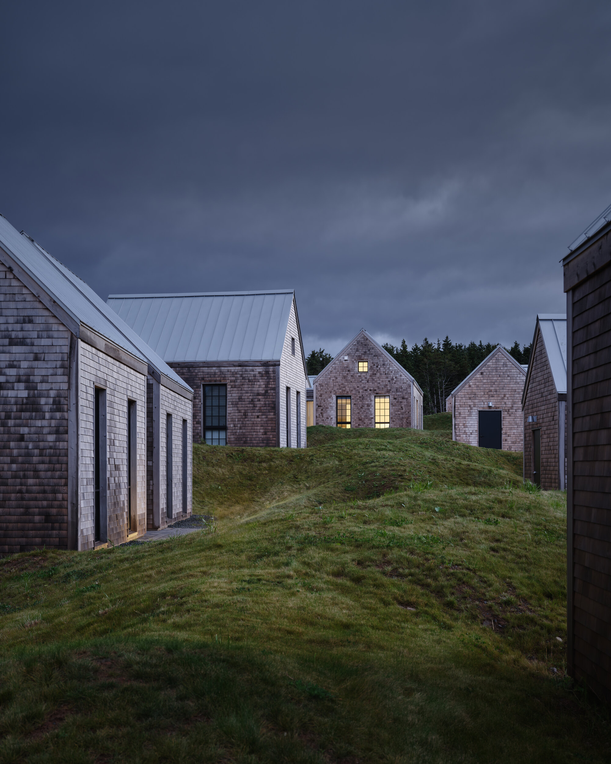 Cabot Cliffs: Cliffs Residences, Halfway Hut and Pro Shop / FBM Architecture | Interior Design | Planning-33