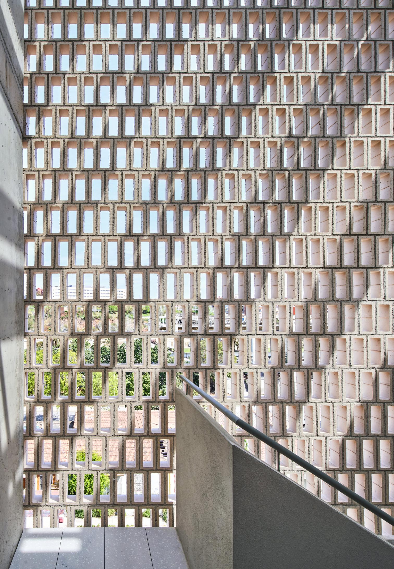 巴塞罗那 Bon Pastor 社区 54 户社会住房丨西班牙巴塞罗那-9