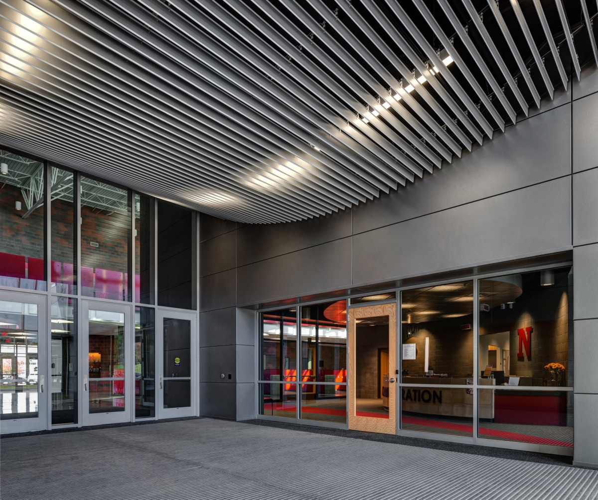 Michigan 北景高中校园翻新,连接现代与传统-17