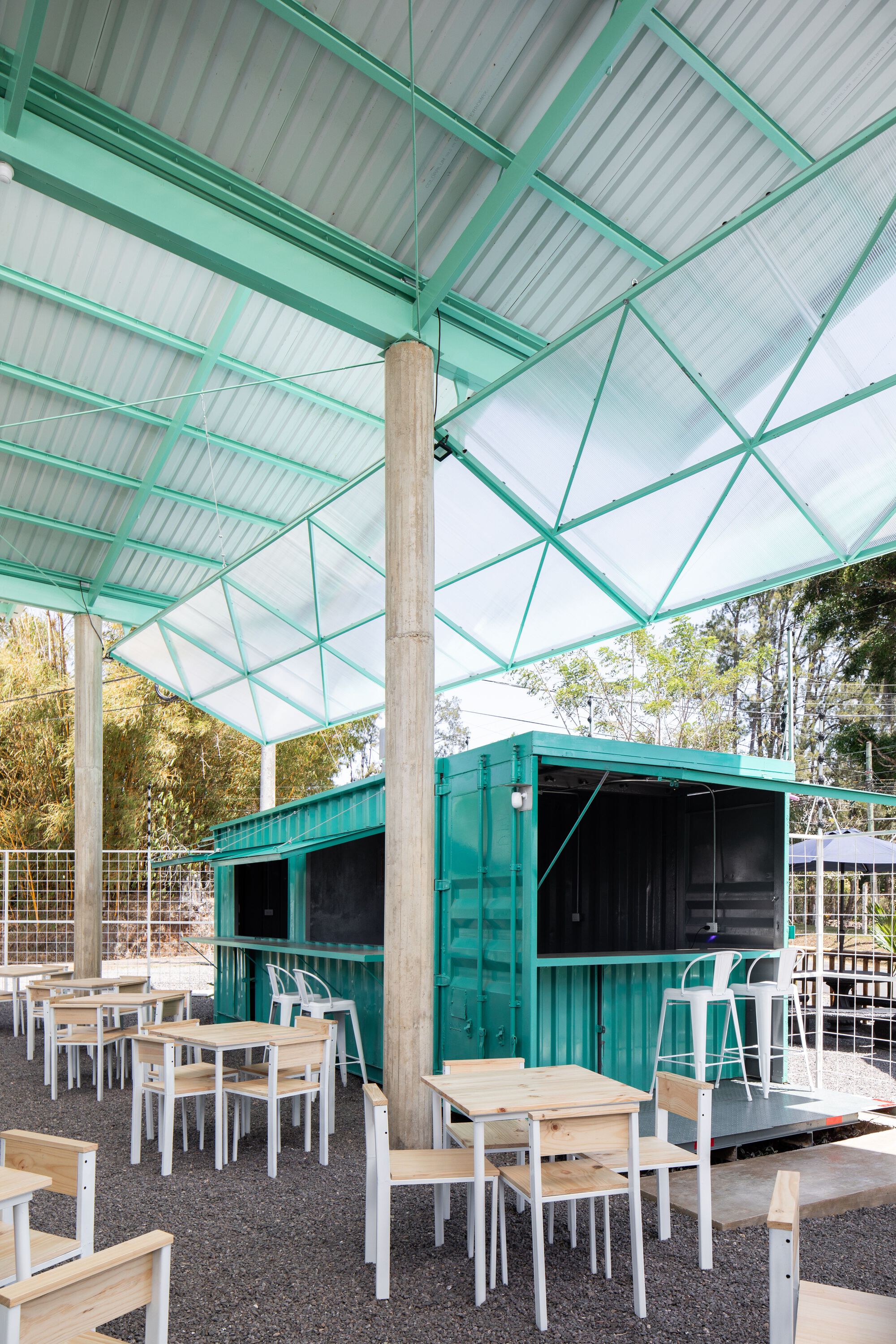 美食广场 224 号路线丨哥斯达黎加丨Quince Cero Uno Arquitectura-20