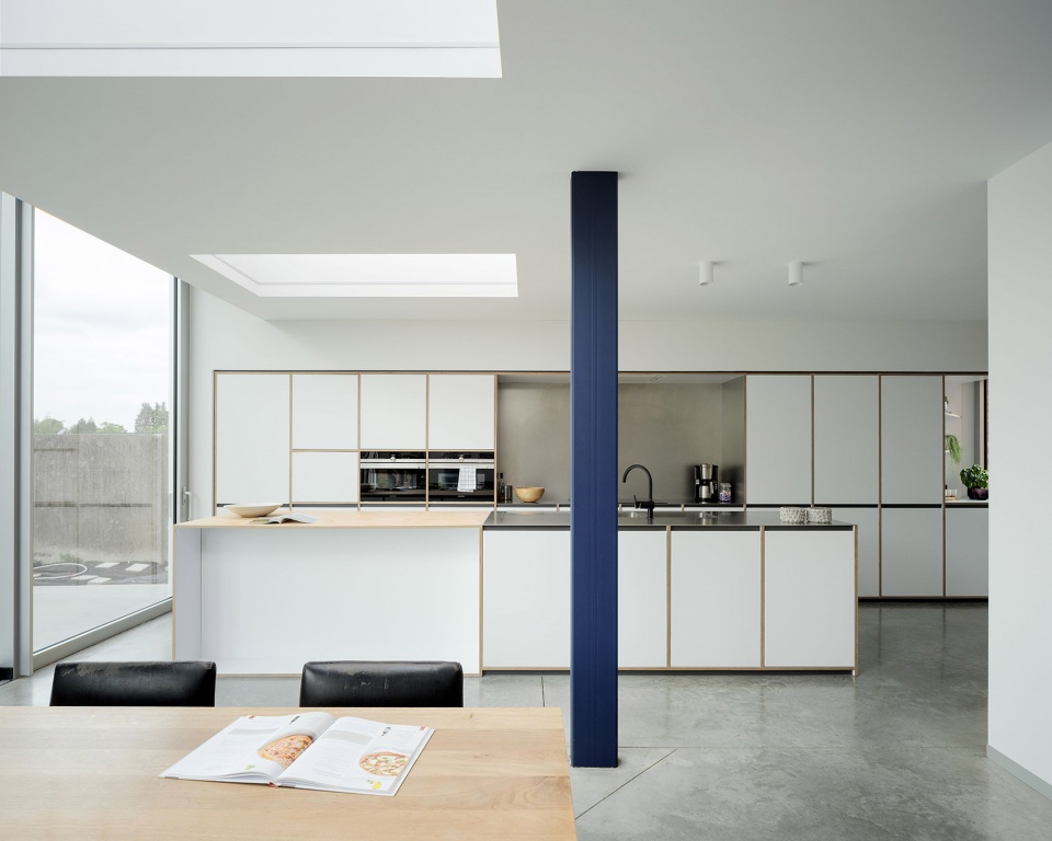 温迪和杰特的现代家居，比利时砖房蜕变-9