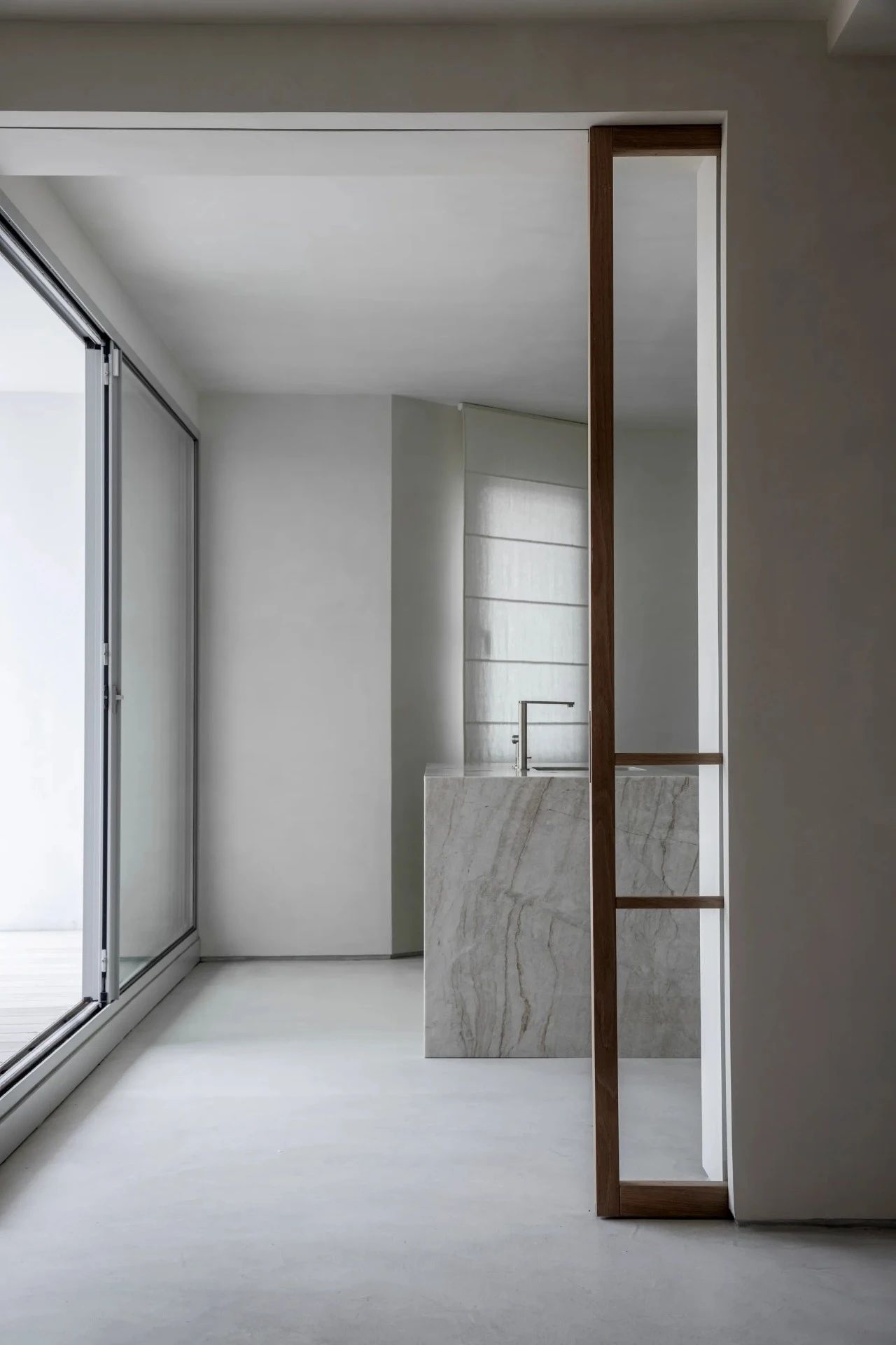 温和形式与有机线条的顶层公寓丨西班牙设计师 Lorna de Santos-9