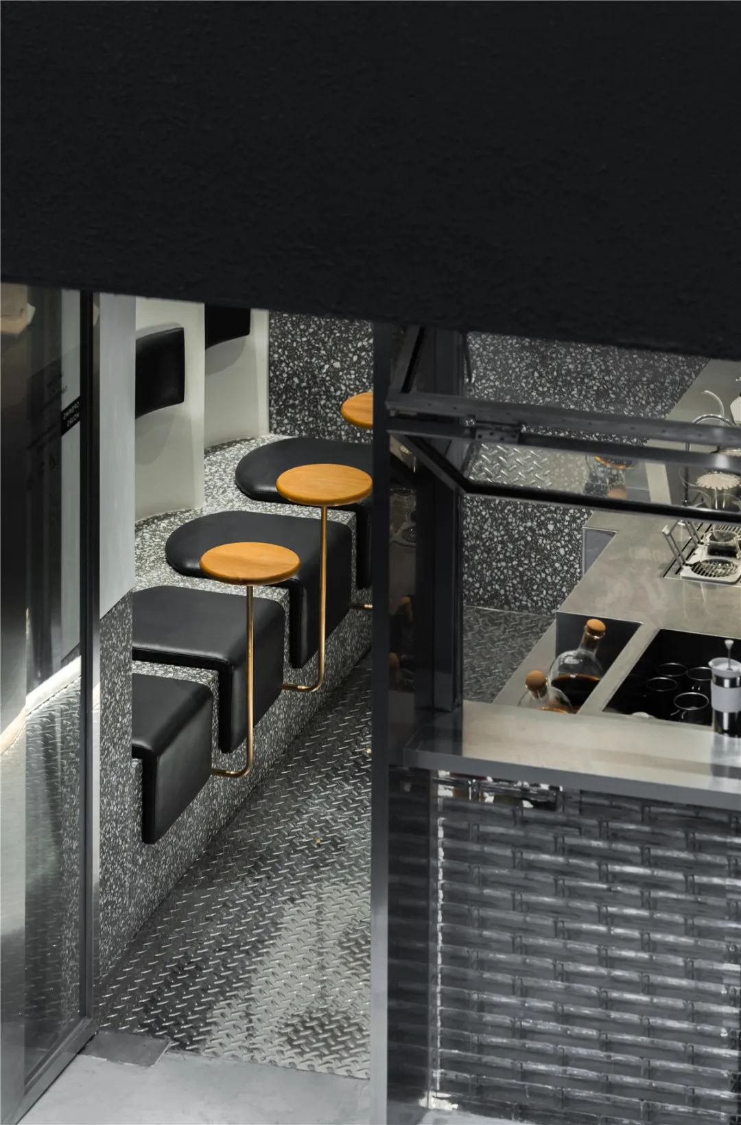 太古里，里外不同，别有洞天，独具一格，肆意生长。-8