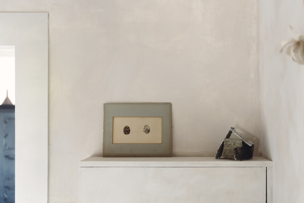 陶艺家 Kaori Tatebayashi 的伦敦森林山现代之家 | 城市与自然的完美融合-23