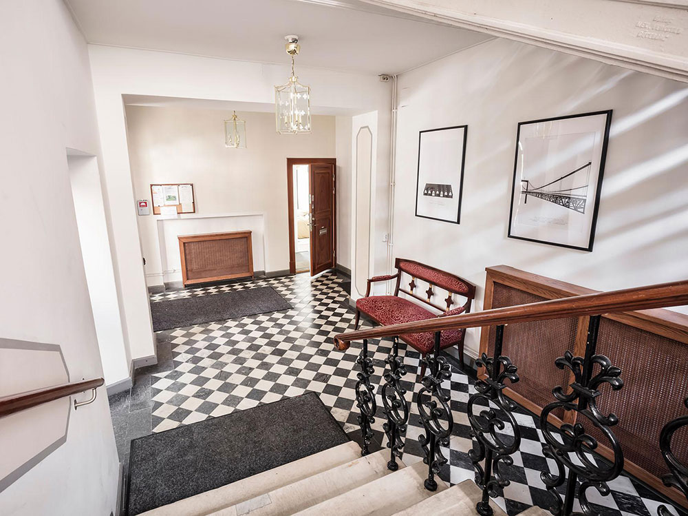 瑞典 36㎡小公寓 | 拱窗设计点石成金-30