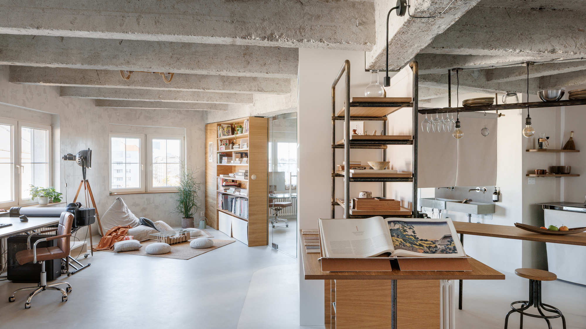 Apartment Conversion into a Creative Studio / alchitekt-28