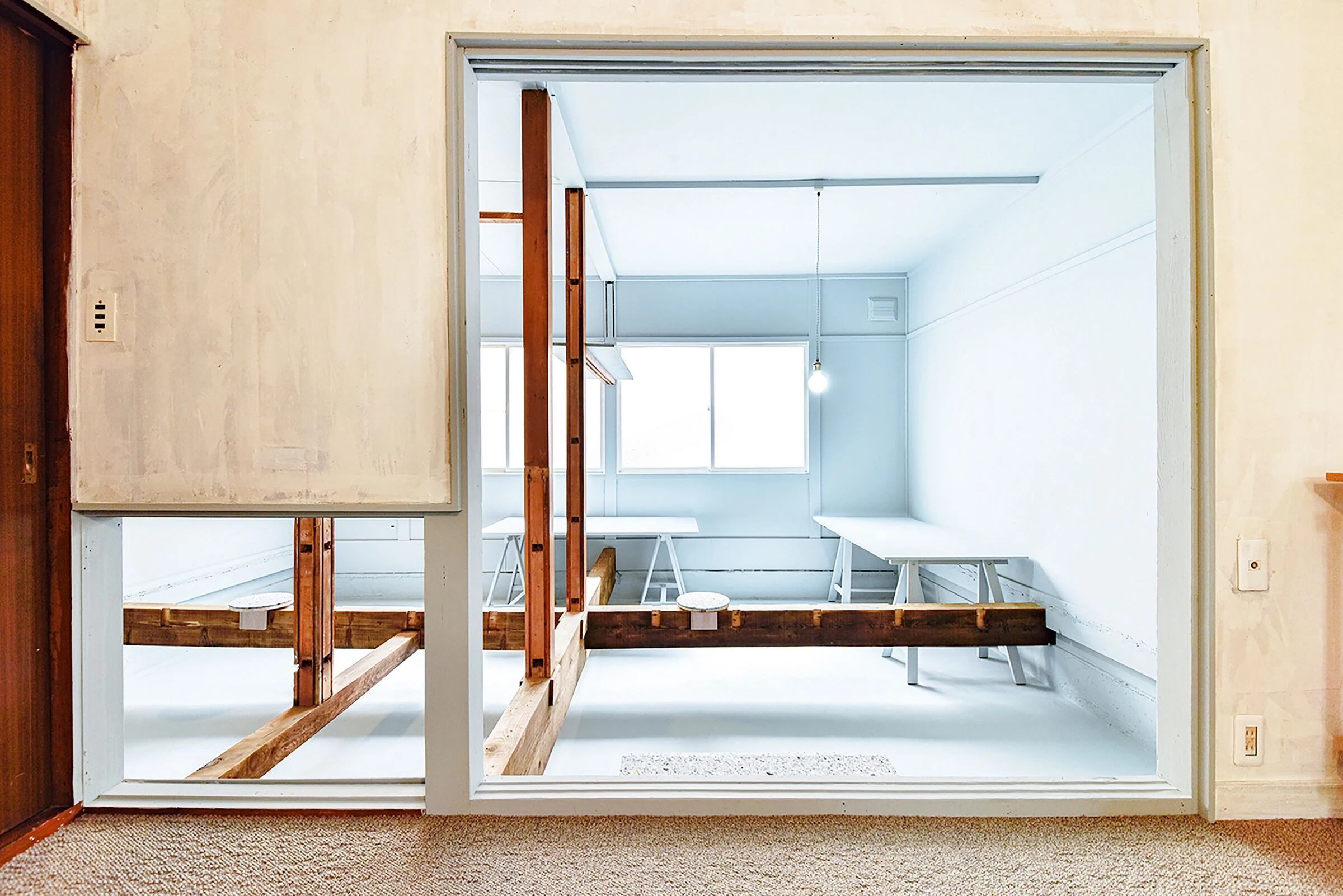 木质公寓变办公室 | 颠覆传统的创意设计-21