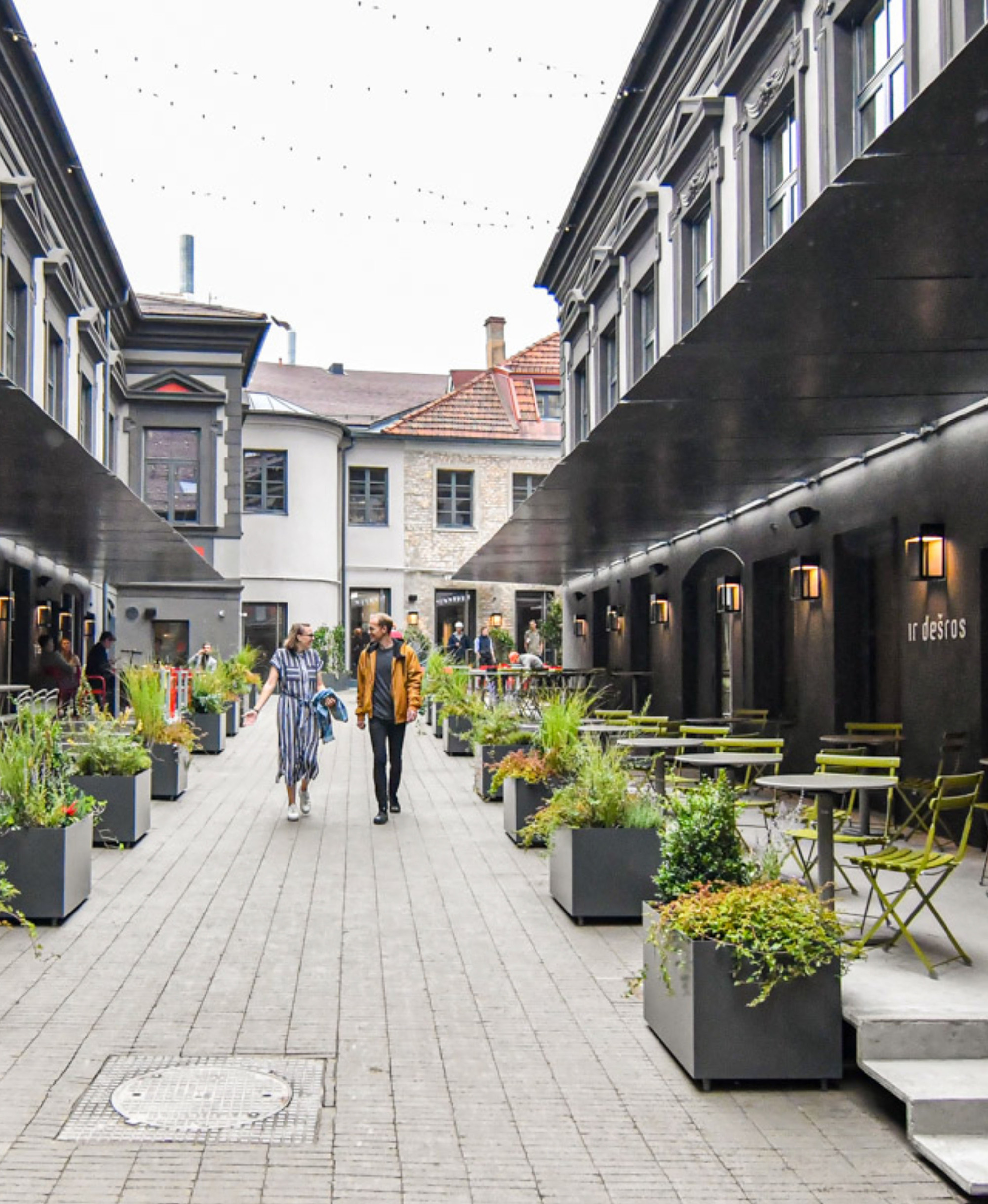 Vilnius Old Town 的 Vainiai Palace Rehabilitation,立陶宛-12