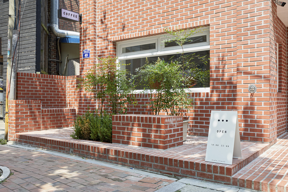 43 平米小户型的惊艳改造，极简主义的魅力展现-34