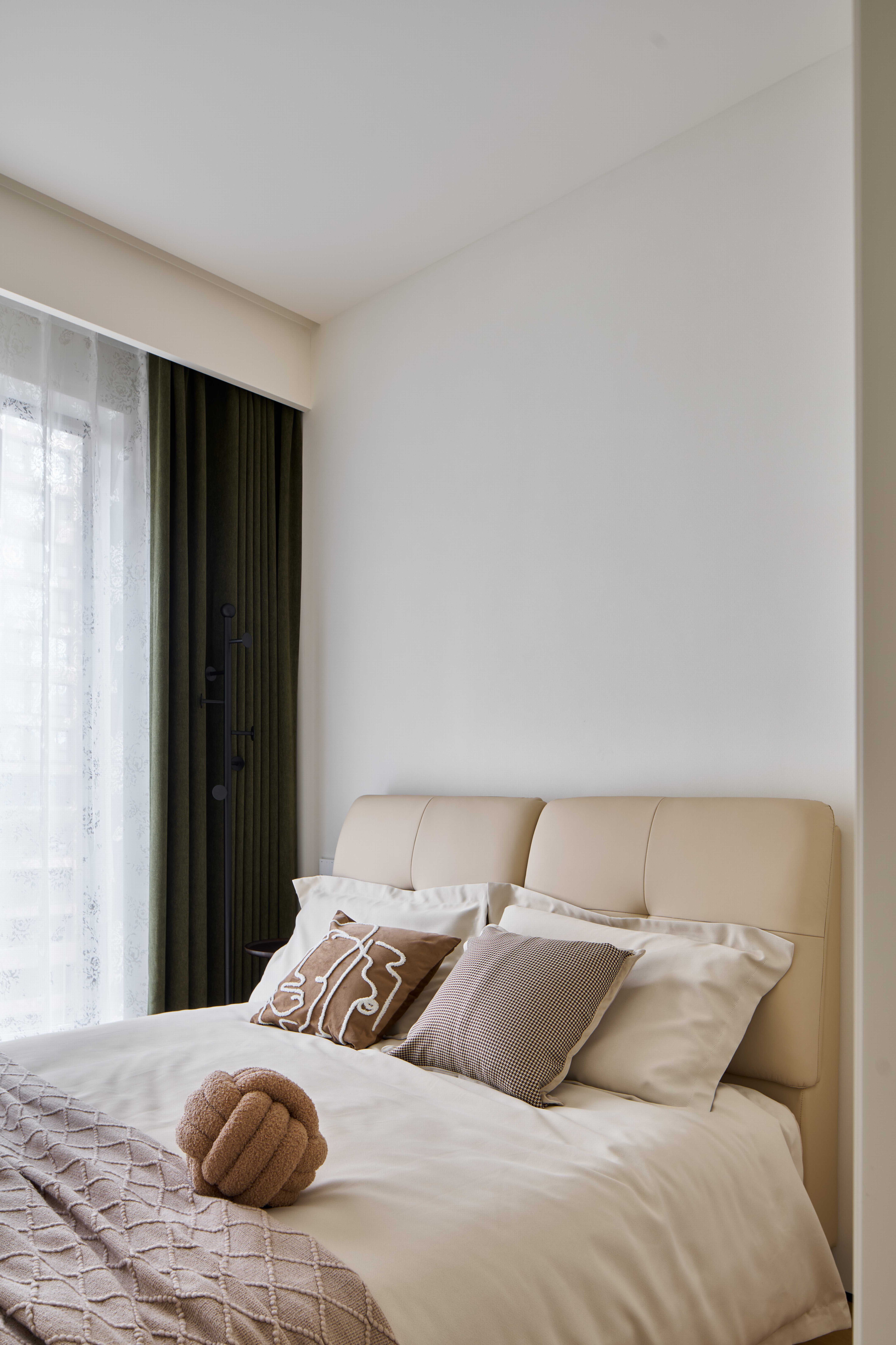 极简中的高级感，用光影与材质碰撞诠释空间美学丨邓德进-36