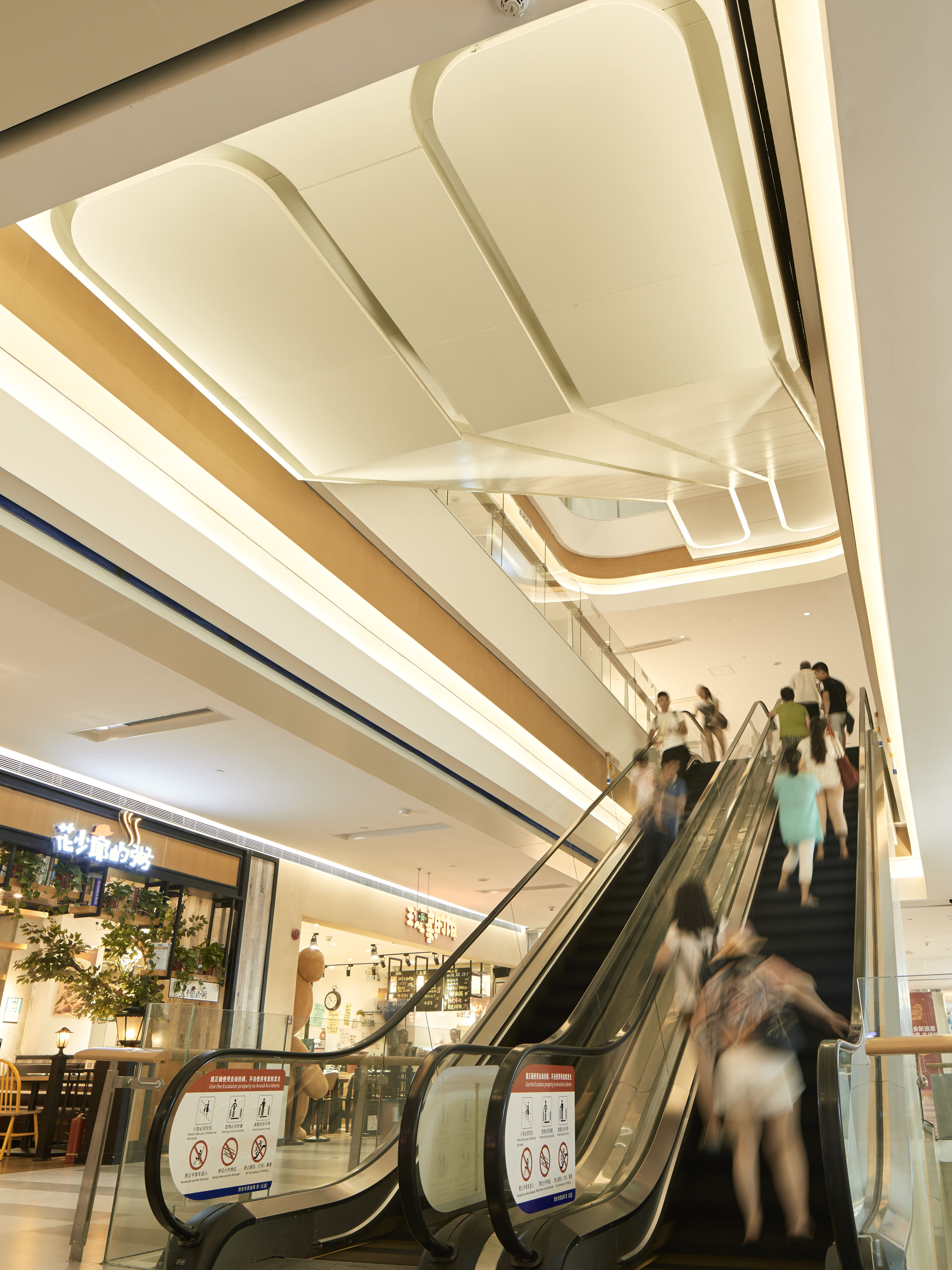 西安 inicity 购物中心的互动式空间设计-19