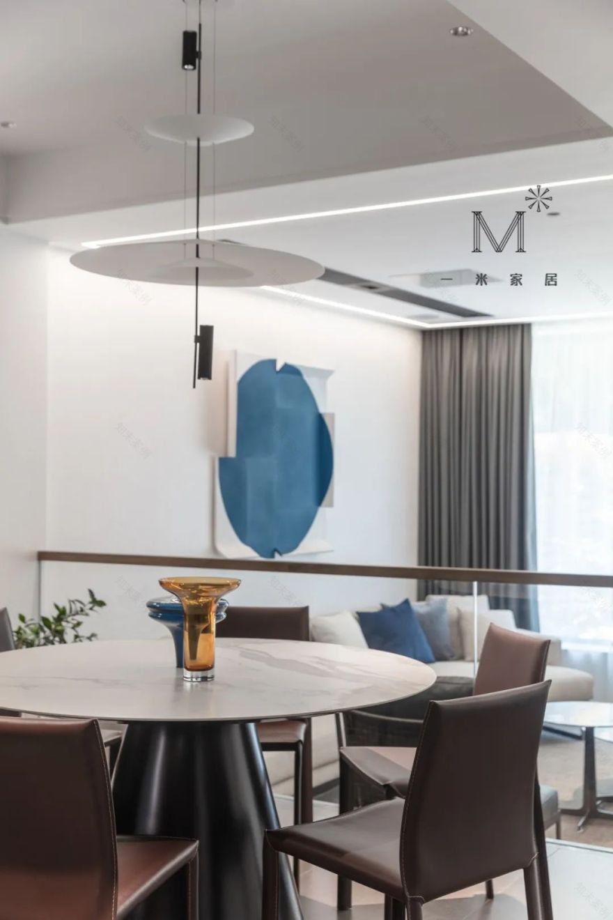 极简别墅里的优雅生活-29