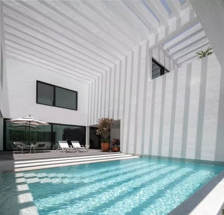 低成本墨西哥乡建双层庭院立方体住宅-24