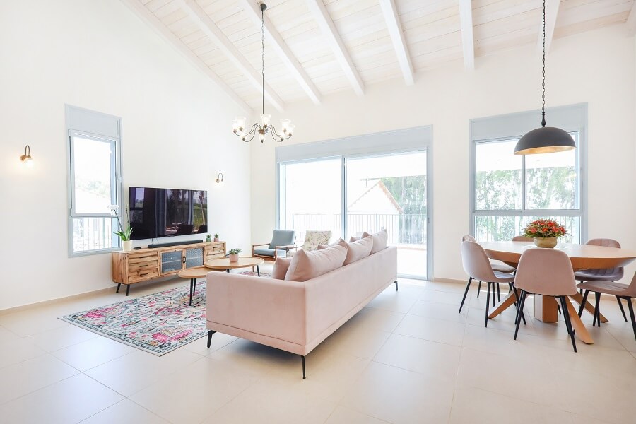 实现基布兹梦想:母亲家的回忆丨室内设计师莉亚·波拉特-11