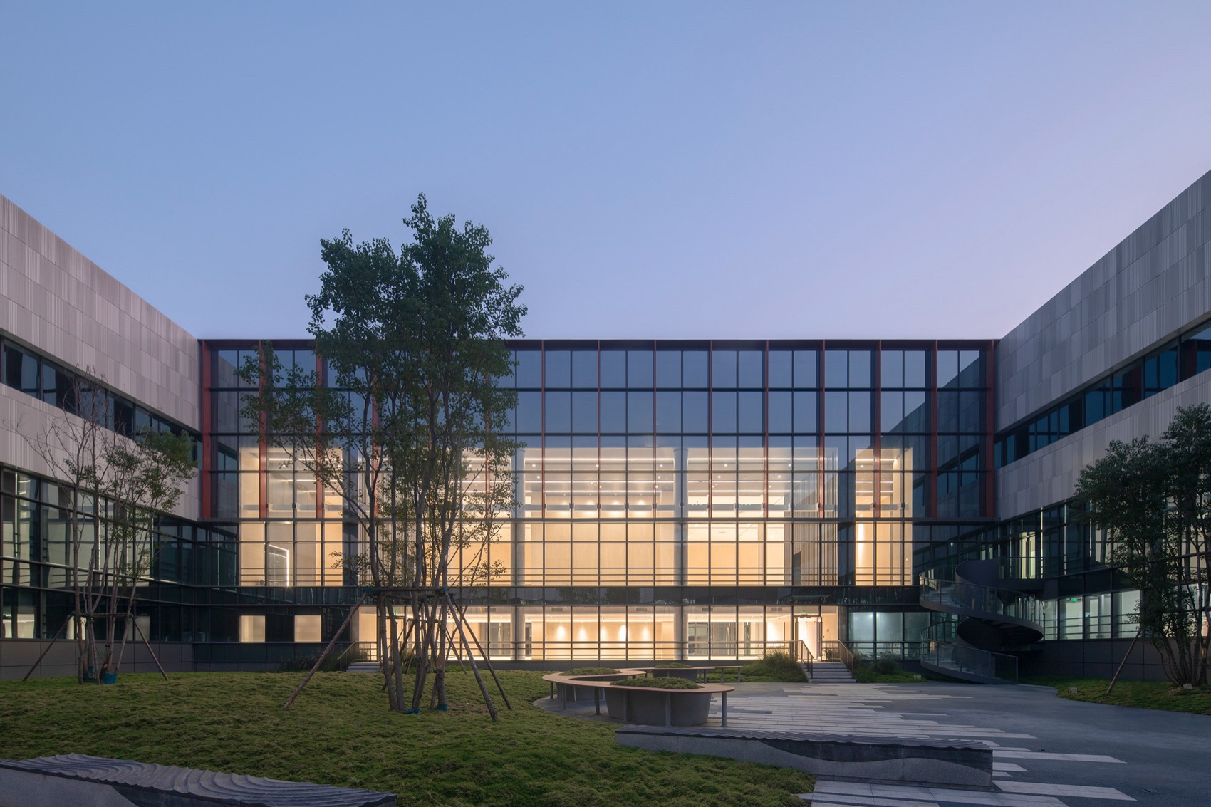 成都天府兴隆湖实验室丨中国成都丨江苏中锐华东建筑设计研究院有限公司荣朝晖工作室,杭州心象建筑设计公司-90