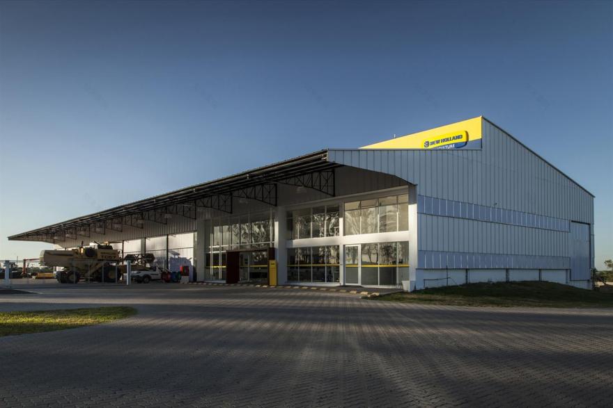 Super Tratores Uruguaiana 商业建筑设计-1