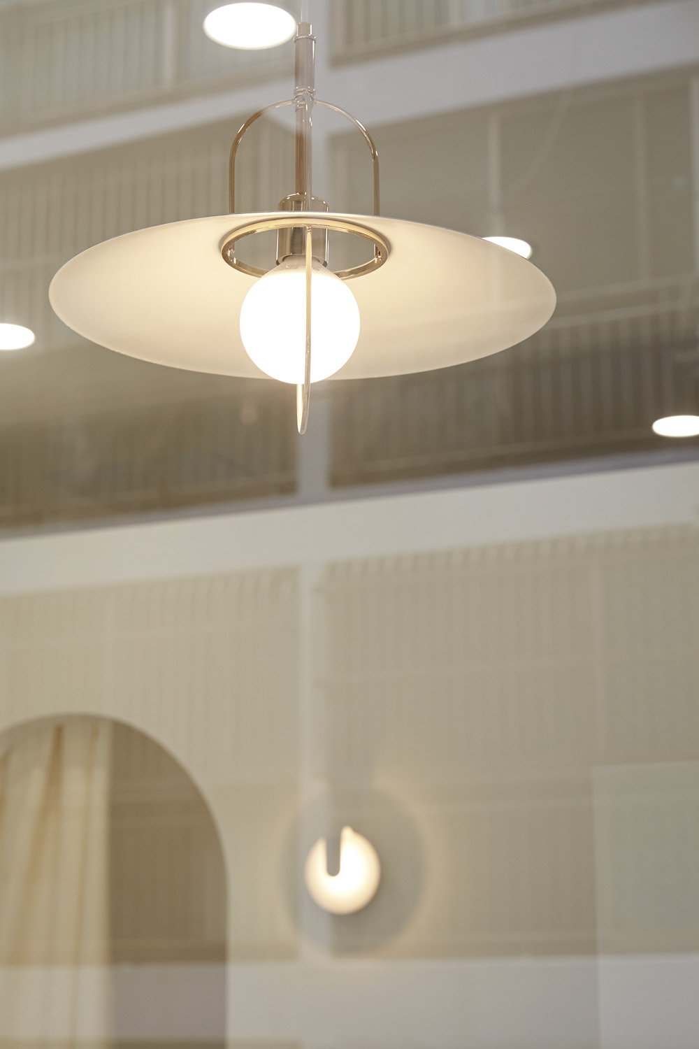 简约 8 坪韩式美妆店 设计展现魅力空间-15