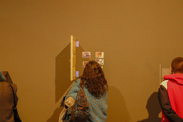 回声,一座城市的反射(注:refle·os推测应为reflejos,西班牙语反射、反响之意) -74