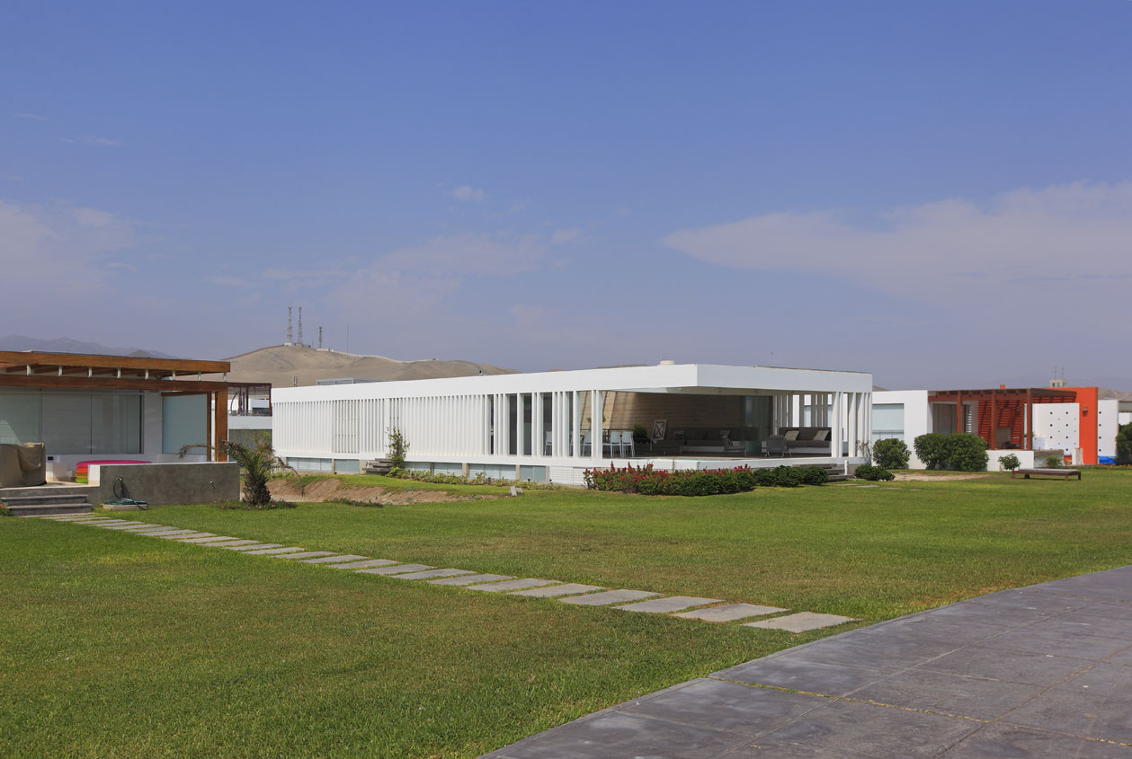 白盒子中的垂直生活-25