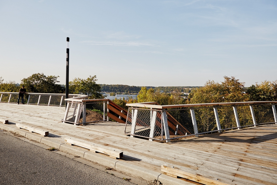 城市坡道 | 连接克雷伊市中心的无障碍新路径-42