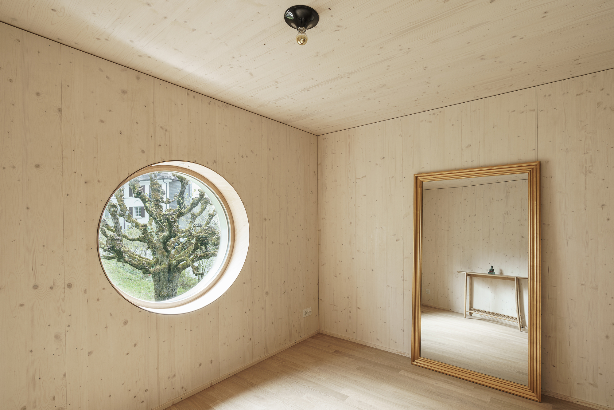 有一只眼睛的房子丨瑞士苏黎世丨Studio Anna Jach-19